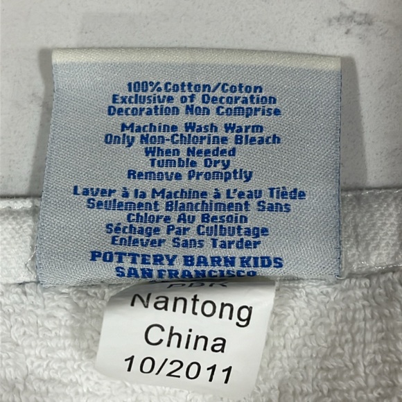Pottery Barn kids Decorative Hand towel & wash cloth - Picture 7 of 7